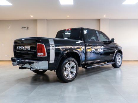 RAM 1500 5.7 V8 CLASSIC LARAMIE CABINE DUPLA 4X4 AUTOMTICO, Foto 3
