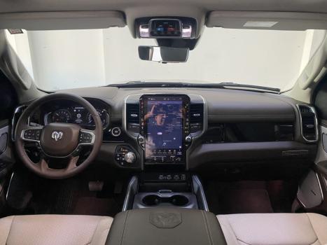RAM 1500 5.7 V8 LIIMITED CABINE DUPLA 4X4 AUTOMTICO, Foto 8