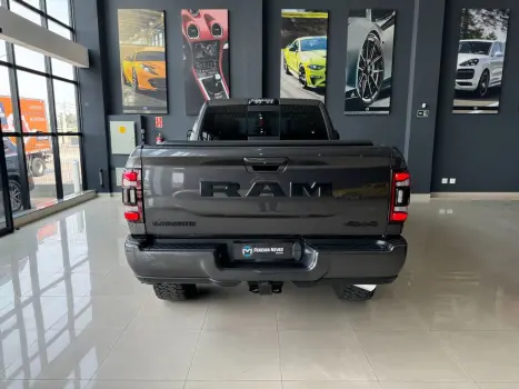 RAM 2500 6.7 I6 24V SLT CABINE DUPLA TURBO DIESEL NIGHT EDITION 4X4 AUTOMTICO, Foto 7