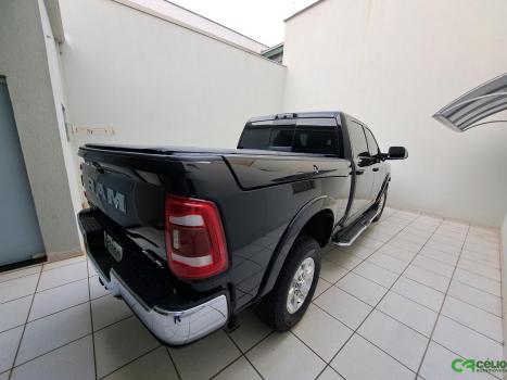 RAM 2500 6.7 I6 24V SLT CABINE DUPLA TURBO DIESEL LARAMIE 4X4 AUTOMTICO, Foto 2