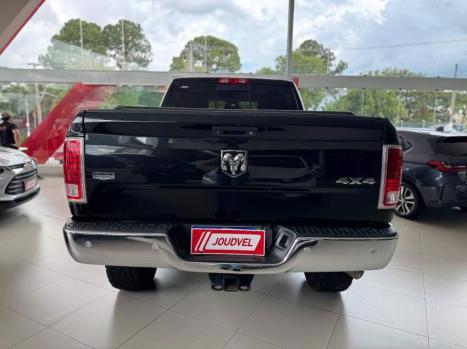 RAM 2500 6.7 I6 24V SLT CABINE DUPLA TURBO DIESEL LARAMIE 4X4 AUTOMTICO, Foto 5