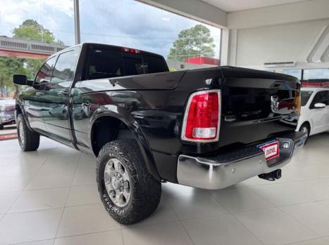 RAM 2500 6.7 I6 24V SLT CABINE DUPLA TURBO DIESEL LARAMIE 4X4 AUTOMTICO, Foto 6