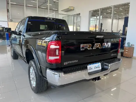 RAM 2500 6.7 I6 24V SLT CABINE DUPLA TURBO DIESEL LARAMIE 4X4 AUTOMTICO, Foto 8