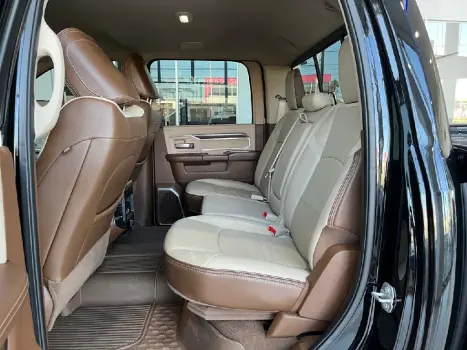 RAM 2500 6.7 I6 24V SLT CABINE DUPLA TURBO DIESEL LARAMIE 4X4 AUTOMTICO, Foto 10