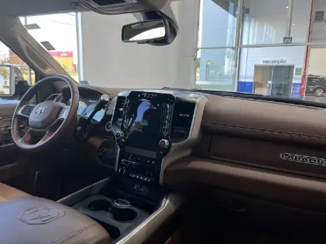 RAM 2500 6.7 I6 24V SLT CABINE DUPLA TURBO DIESEL LARAMIE 4X4 AUTOMTICO, Foto 11