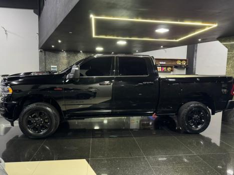 RAM 2500 6.7 I6 24V SLT CABINE DUPLA TURBO DIESEL NIGHT EDITION 4X4 AUTOMTICO, Foto 9