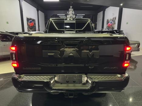 RAM 2500 6.7 I6 24V SLT CABINE DUPLA TURBO DIESEL NIGHT EDITION 4X4 AUTOMTICO, Foto 13