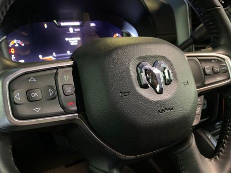 RAM 2500 6.7 I6 24V SLT CABINE DUPLA TURBO DIESEL NIGHT EDITION 4X4 AUTOMTICO, Foto 17