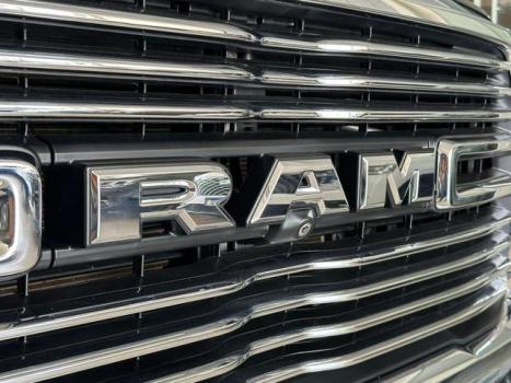 RAM 3500 6.7 I6 LARAMIE CABINE DUPLA TURBO DIESEL AUTOMTICO, Foto 7