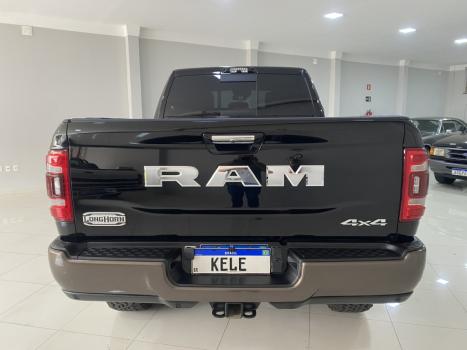 RAM 3500 6.7 I6 LIMITED LONG HORN CABINE DUPLA 4X4 TURBO DIESEL AUTOMTICO, Foto 5