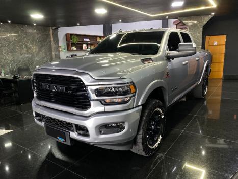 RAM 3500 6.7 I6 LIMITED LARAMIE CABINE DUPLA TURBO DIESEL AUTOMTICO, Foto 3