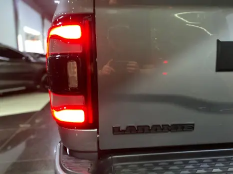 RAM 3500 6.7 I6 LIMITED LARAMIE CABINE DUPLA TURBO DIESEL AUTOMTICO, Foto 21