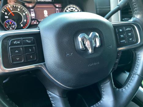 RAM 3500 6.7 I6 LIMITED LARAMIE CABINE DUPLA TURBO DIESEL AUTOMTICO, Foto 36