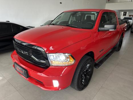 RAM Classic 5.7 V8 32V 4P HEMI LARAMIE NIGHT EDITION AUTOMTICO, Foto 1