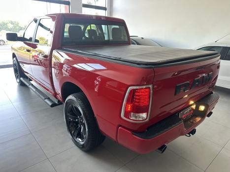 RAM Classic 5.7 V8 32V 4P HEMI LARAMIE NIGHT EDITION AUTOMTICO, Foto 9