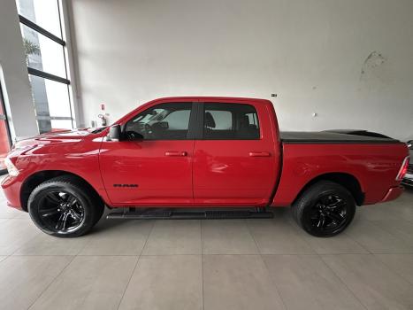 RAM Classic 5.7 V8 32V 4P HEMI LARAMIE NIGHT EDITION AUTOMTICO, Foto 15