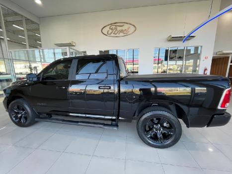 RAM Classic 5.7 V8 32V 4P HEMI LARAMIE NIGHT EDITION AUTOMTICO, Foto 8