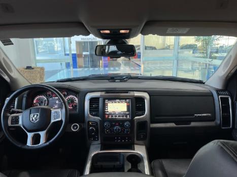 RAM Classic 5.7 V8 32V 4P HEMI LARAMIE NIGHT EDITION AUTOMTICO, Foto 11