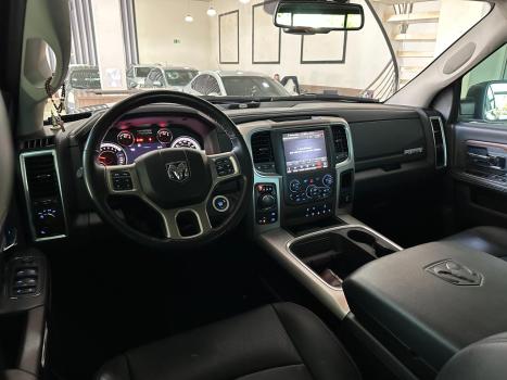 RAM Classic 5.7 V8 32V 4P HEMI LARAMIE AUTOMTICO, Foto 15