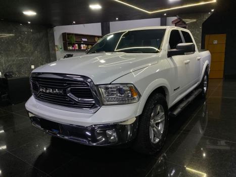 RAM Classic 5.7 V8 32V 4P HEMI LARAMIE AUTOMTICO, Foto 3