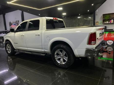 RAM Classic 5.7 V8 32V 4P HEMI LARAMIE AUTOMTICO, Foto 4