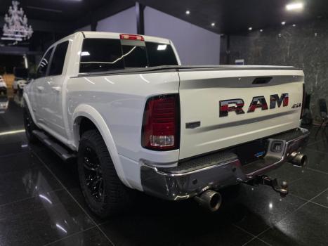 RAM Classic 5.7 V8 32V 4P HEMI LARAMIE AUTOMTICO, Foto 5