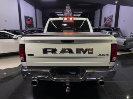 RAM Classic 5.7 V8 32V 4P HEMI LARAMIE AUTOMTICO, Foto 6