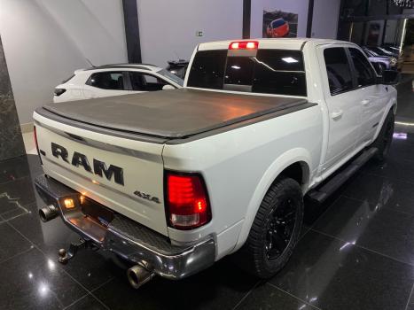 RAM Classic 5.7 V8 32V 4P HEMI LARAMIE AUTOMTICO, Foto 8