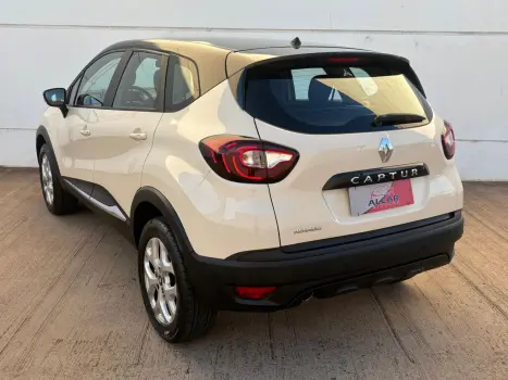 RENAULT Captur 1.6 16V 4P FLEX SCE LIFE X-TRONIC CVT, Foto 3