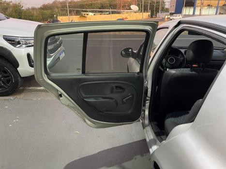 RENAULT Clio Hatch 1.0 16V 4P FLEX AUTHENTIQUE, Foto 10