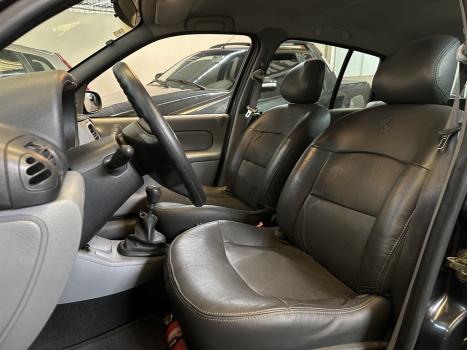 RENAULT Clio Hatch 1.6 16V 4P AUTHENTIQUE, Foto 6