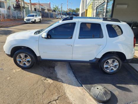 RENAULT Duster 1.6 16V 4P FLEX DYNAMIQUE AUTOMTICO CVT, Foto 2