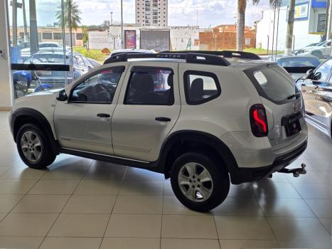 RENAULT Duster 1.6 16V 4P FLEX SCE AUTHENTIQUE X-TRONIC AUTOMTICO, Foto 6