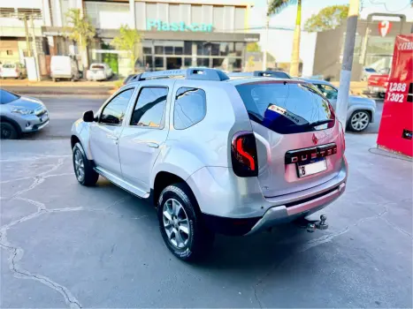 RENAULT Duster 1.6 16V 4P FLEX DYNAMIQUE AUTOMTICO CVT, Foto 8