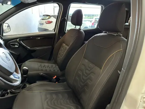 RENAULT Duster 1.6 16V 4P FLEX DYNAMIQUE AUTOMTICO CVT, Foto 14