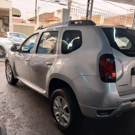 RENAULT Duster 2.0 16V 4P FLEX DYNAMIQUE AUTOMTICO, Foto 4