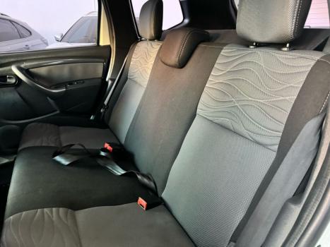RENAULT Duster 2.0 16V 4P FLEX TECH ROAD II AUTOMTICO, Foto 8