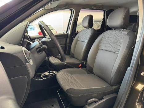 RENAULT Duster 2.0 16V 4P FLEX TECH ROAD AUTOMTICO, Foto 8