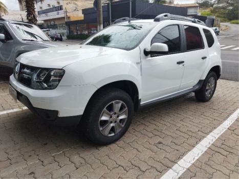 RENAULT Duster , Foto 1