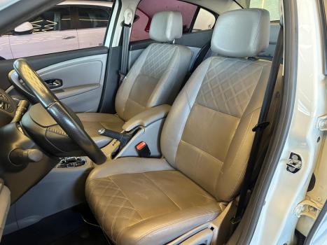 RENAULT Fluence 2.0 16V 4P FLEX PRIVILGE AUTOMTICO, Foto 7