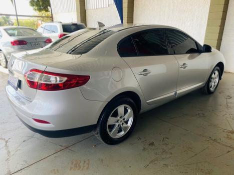 RENAULT Fluence 2.0 16V 4P FLEX DYNAMIQUE AUTOMTICO, Foto 11