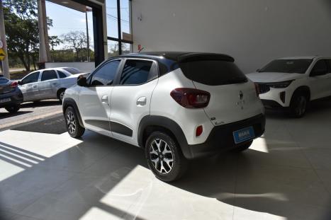 RENAULT Kwid 1.0 12V 4P SCE FLEX INTENSE, Foto 11