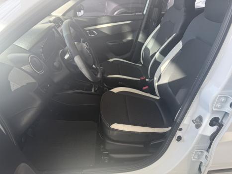 RENAULT Kwid 1.0 12V 4P SCE FLEX INTENSE, Foto 8