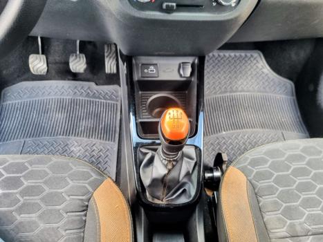 RENAULT Kwid 1.0 12V 4P SCE FLEX OUTSIDER, Foto 8