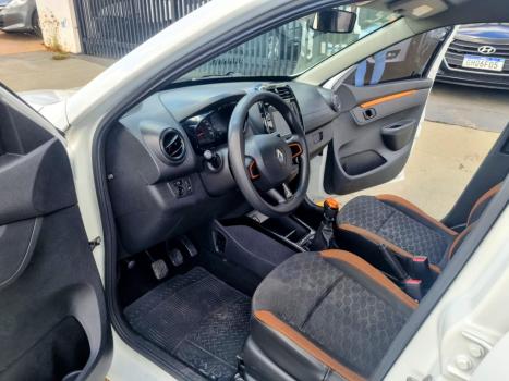 RENAULT Kwid 1.0 12V 4P SCE FLEX OUTSIDER, Foto 16