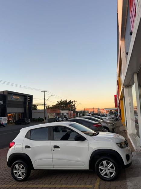 RENAULT Kwid 1.0 12V 4P SCE FLEX LIFE, Foto 6