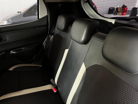 RENAULT Kwid 1.0 12V 4P SCE FLEX INTENSE, Foto 9