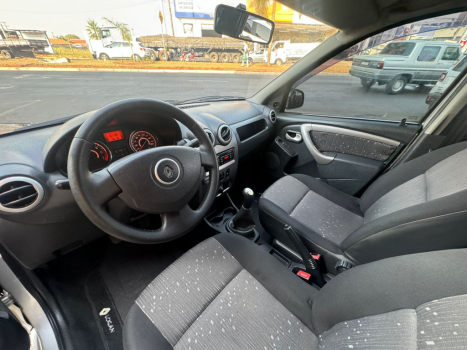 RENAULT Logan 1.6 16V 4P FLEX EXPRESSION, Foto 13