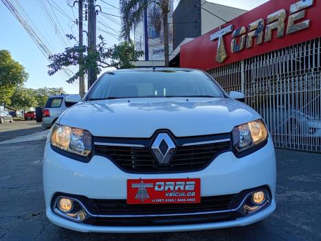 RENAULT Logan 1.6 4P FLEX DINAMIQUE, Foto 3