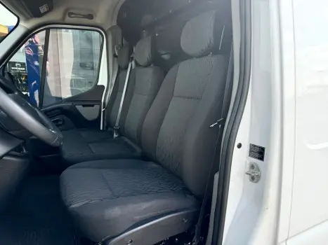RENAULT Master 2.3 16V 3P DCI DIESEL FURGO L1H1, Foto 5